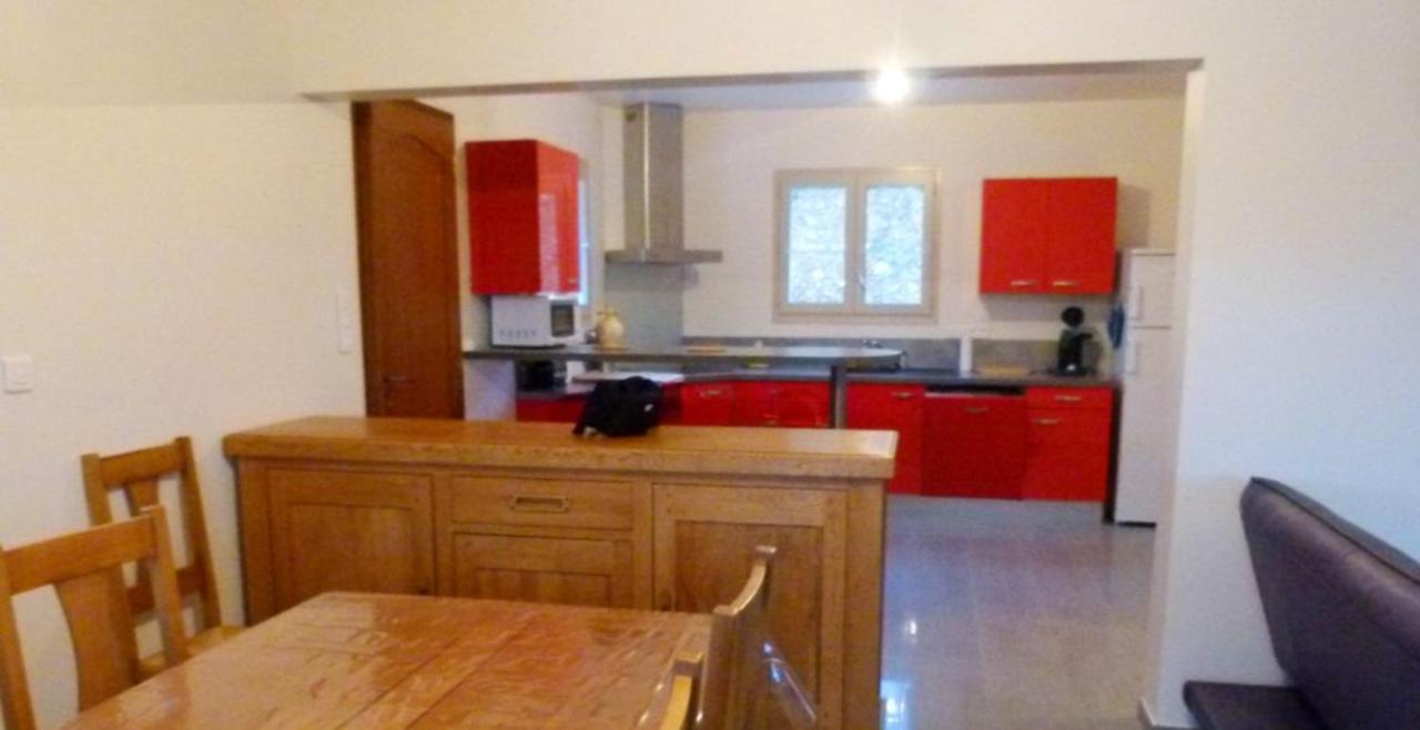 Maison Accueillante A Nant Avec Piscine Partagee 外观 照片